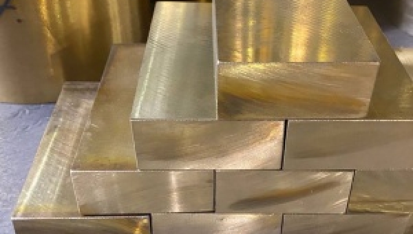 Плита бронзовая